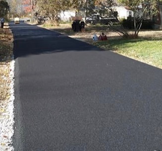 putting the asphalt in the lot