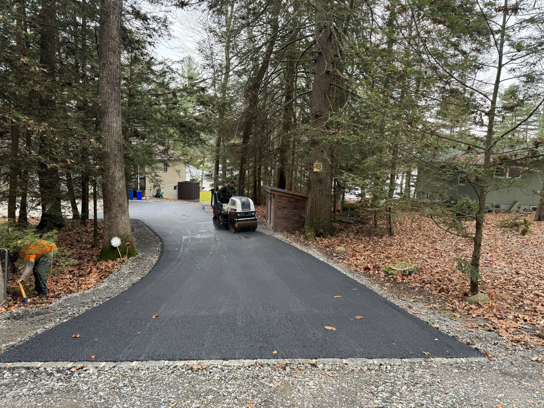 finishing the asphalt road